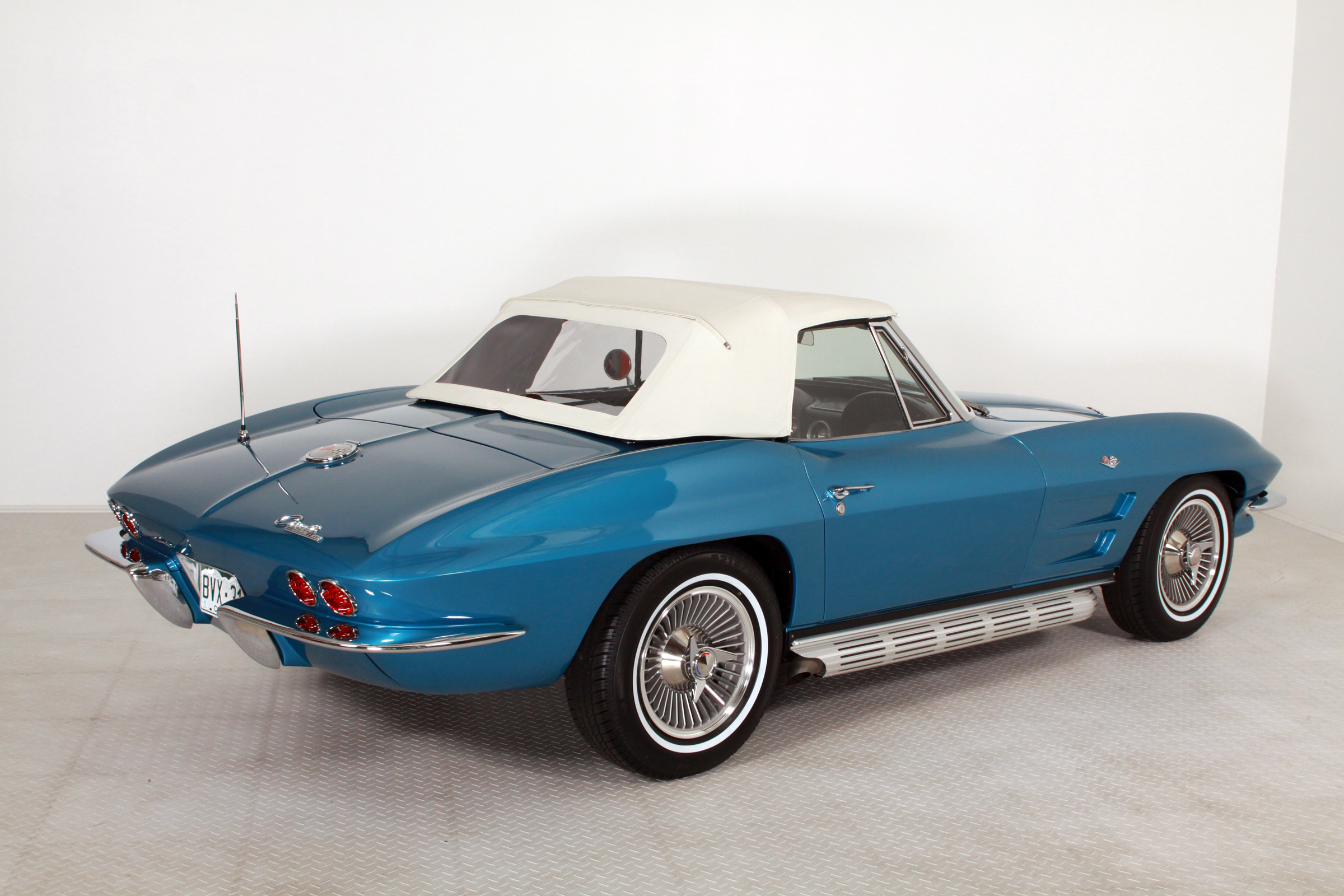 Chevrolet - Corvette C2 Sting Ray Convertible -Frame Off -Matching